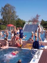 Hochsommer im Freibad